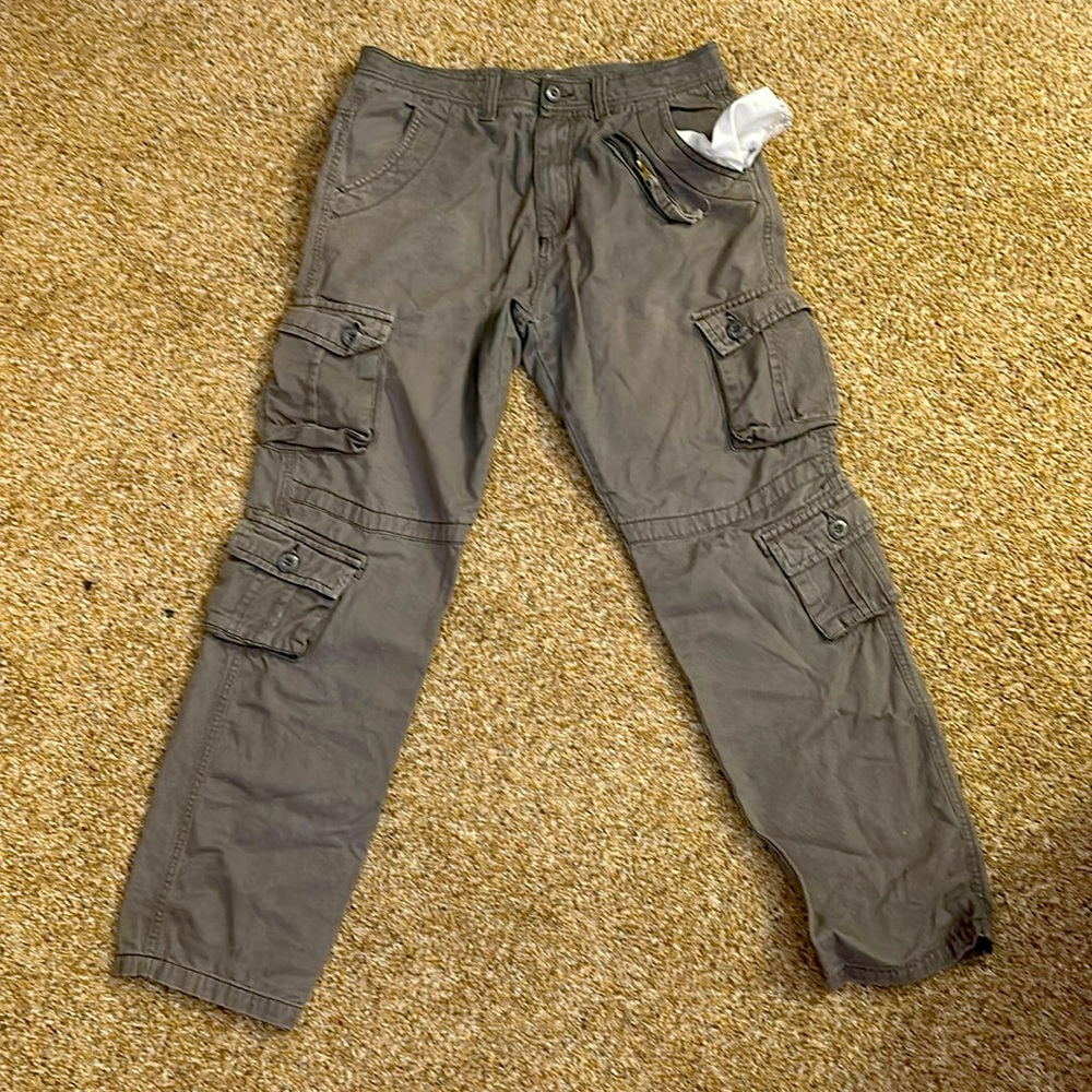 Unbranded Cargo Pants 100% cotton, near mint wear (read description)
